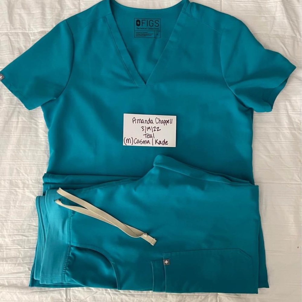 FIGS SCRUBS
